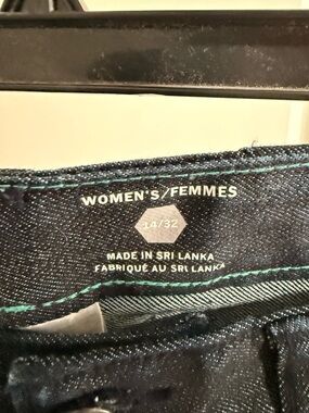 Mountain Hardwear Dark Indigo Pants with Teal Contrast Stitching
